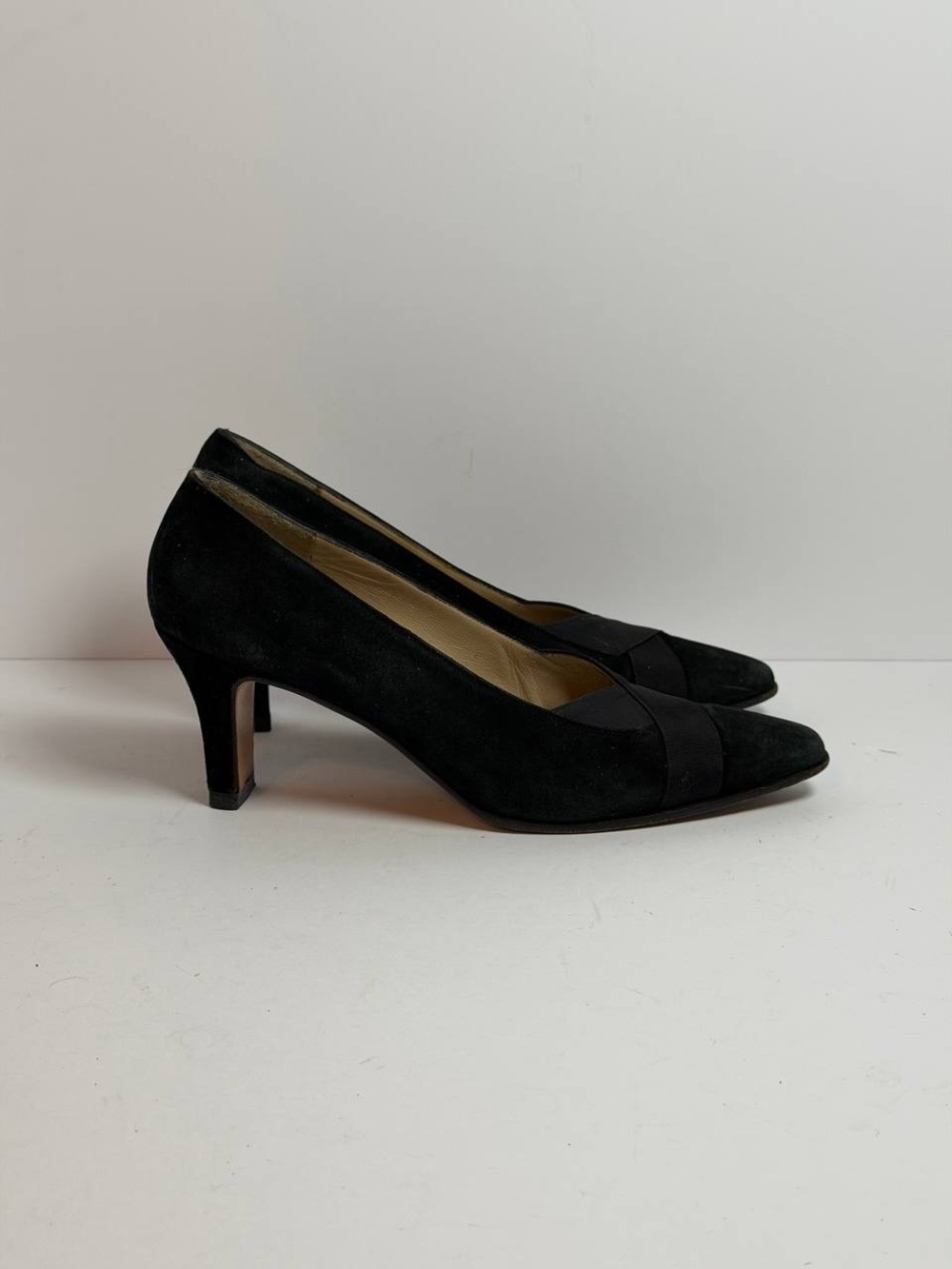Salvatore Ferragamo Black Suede Pumps Size 6